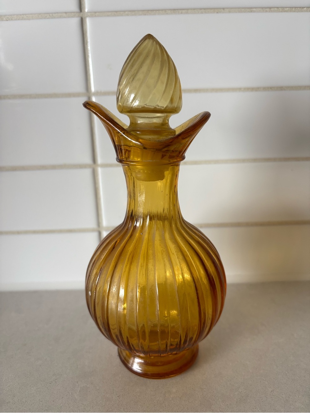 ❤️🔥5/$25❤️🔥Vintage Amber Glass Decorative Mini Decanter